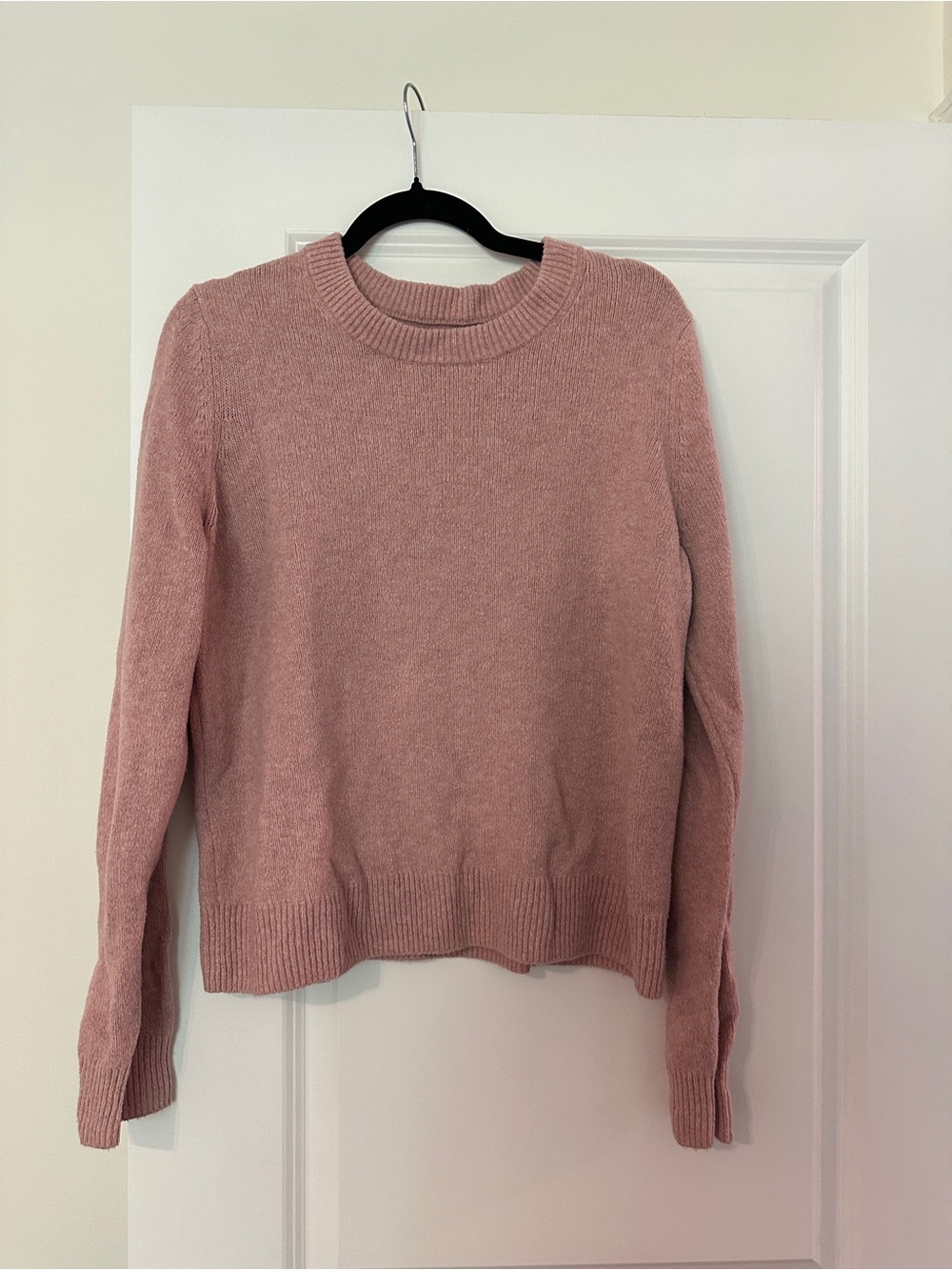 GAP Crewneck Pink Sweater